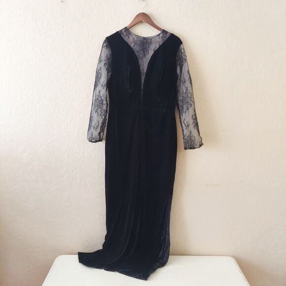 Lan Ting Black Formal Dress Velvet Lace Plunge V Neckline Sz 12 - Picture 1 of 12